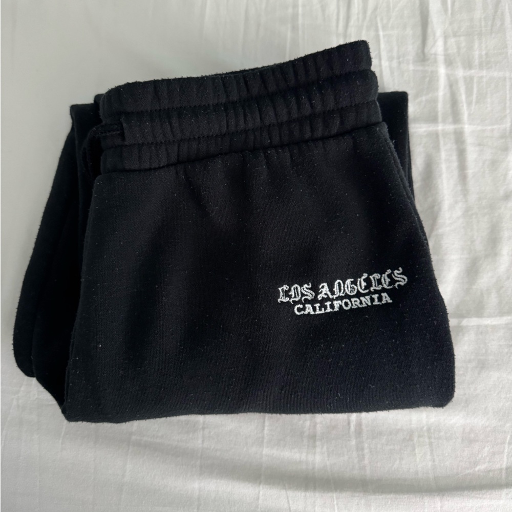 Women’s sweatpants size small